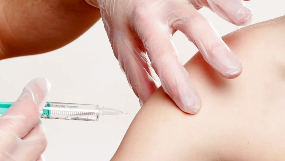 Can snowbirds get shots? A vaccine controversy