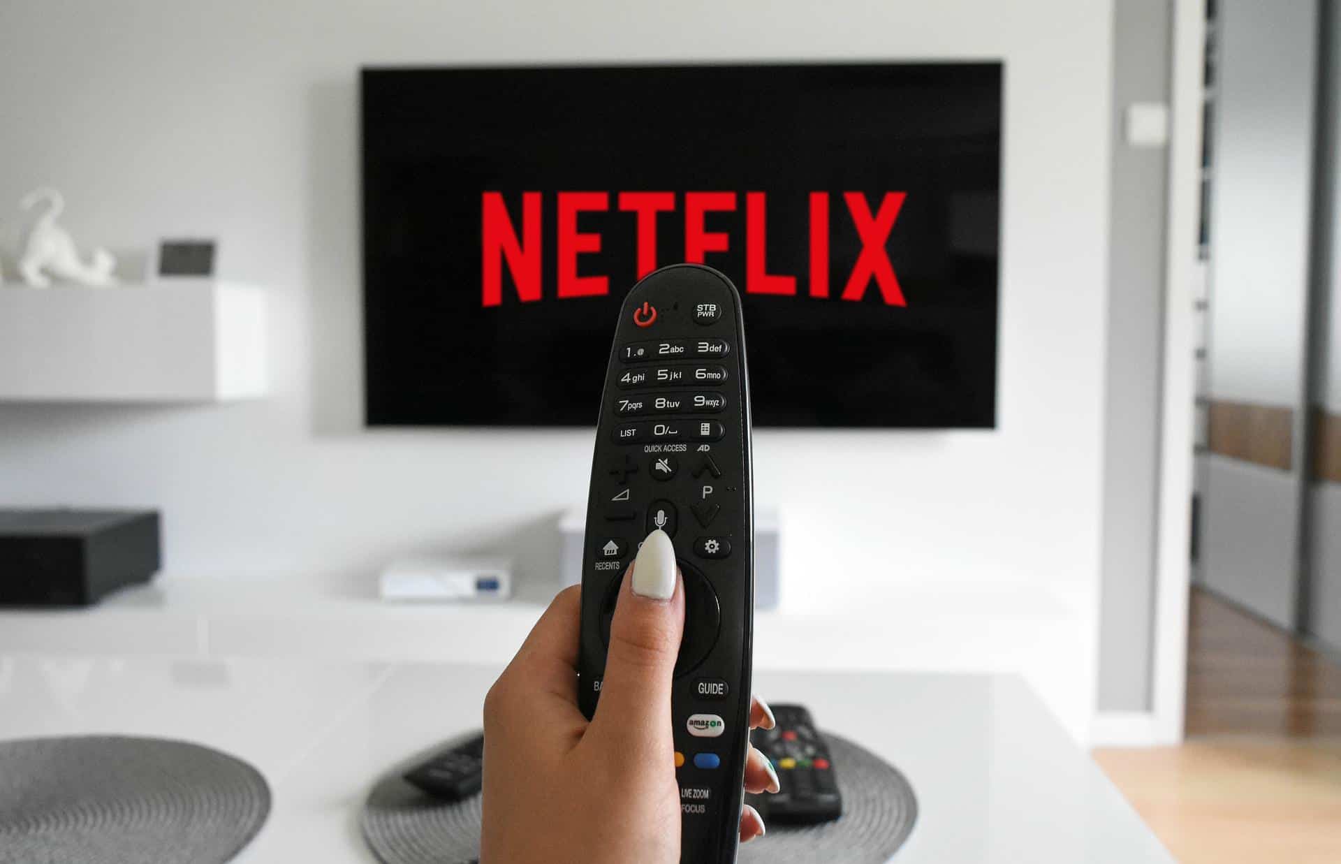 How many TV/movie streaming services are you currently subscribed to?