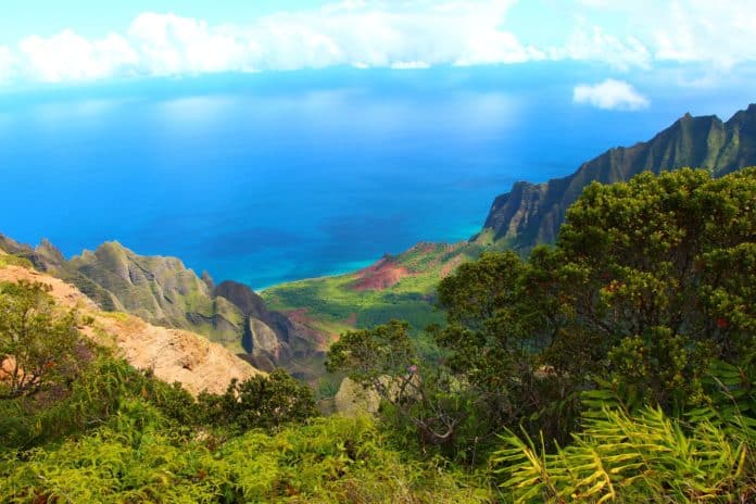 A view of Hawaii and the mountains and ocean