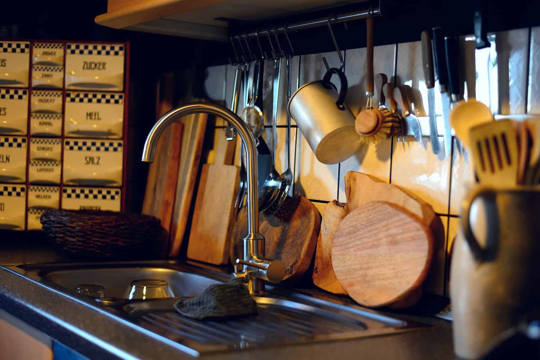 Extremely clever ways to use kitchen gadgets in other ways around your RV