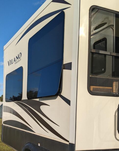poll: do you like RV swoosh graphics