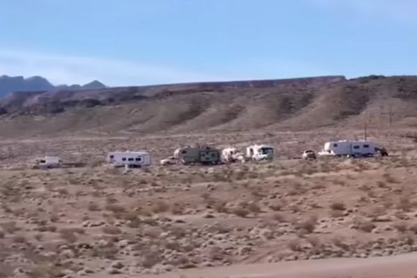 Free Nevada camping near Valley of Fire State Park