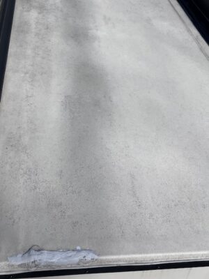 Slide Room Roof Close-Up