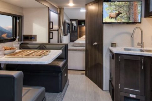 Eagle Cap 1200 truck camper interior