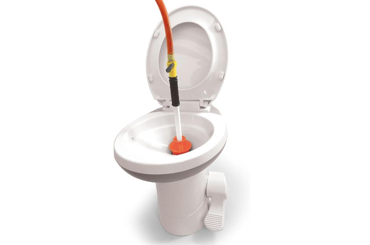 Using a flush valve prop makes cleaning your tanks easy