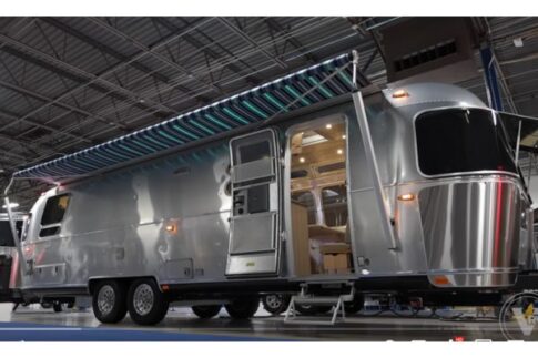 Airstream International 30 RB travel trailer