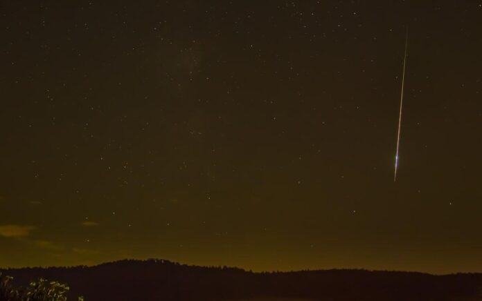 A shooting star from the Lyrid meteor shower