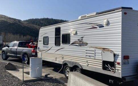 Filling RV freshwater tank at a dump station