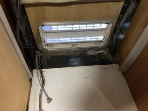 Refrigerator Side Vent