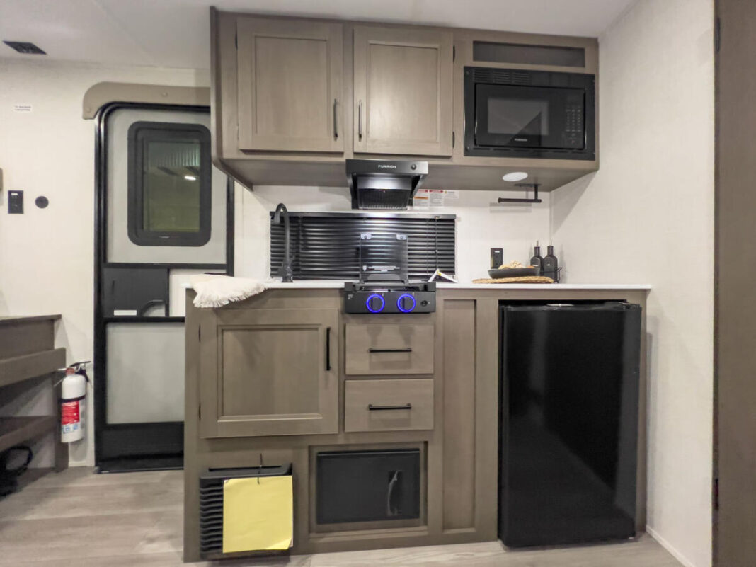 RV review: Grand Design Transcend ONE 151BH—small and affordable - RV ...