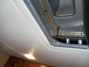 Air conditioner mounting bolt