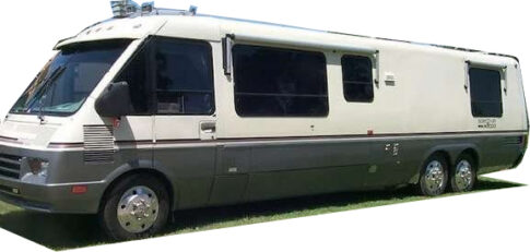 The Winnebago Spectrum 2000