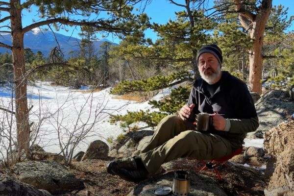 how to hike alone safely