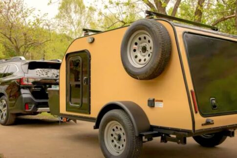 UkanCamp Silverhorn teardrop trailer