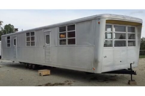 spartan carousel trailer exterior