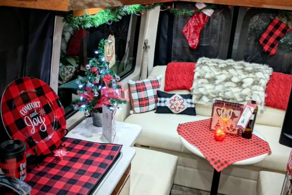 RV Christmas Makeover