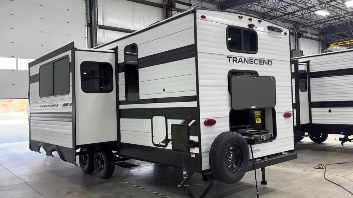 RV review: Grand Design Transcend 265BHT—More uses for bunk space