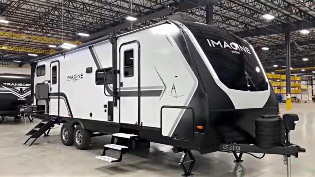Advanced features in the Grand Design Imagine 2800BH—Worth considering?