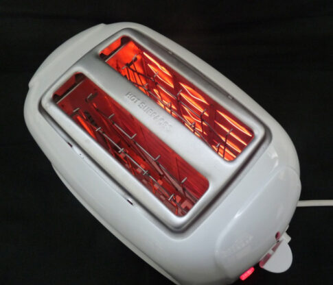 hot shore power plug