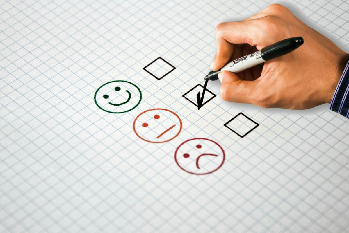 How to spot hidden warnings in online campground reviews