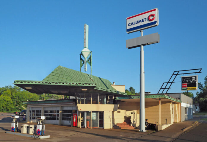 Frank Lloyd Wright's gas station