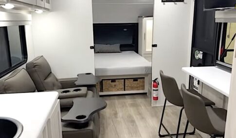 Rpod 270 trailer