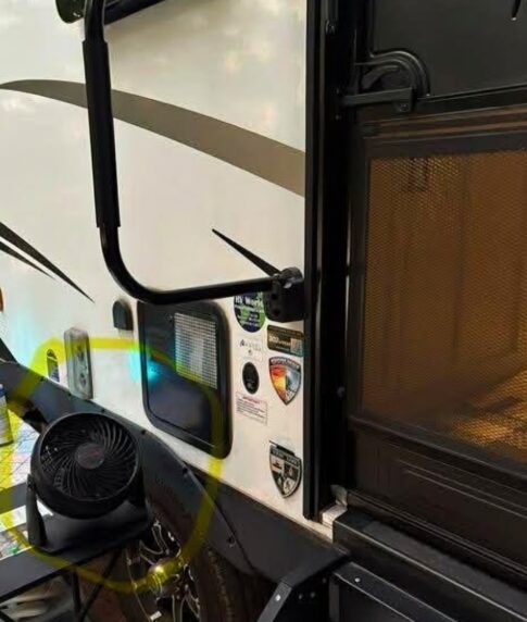 RVer's idea; fan outside RV to blow away mosquitoes Image: facebook