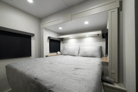 2026 Cm Chaparral 218se 14