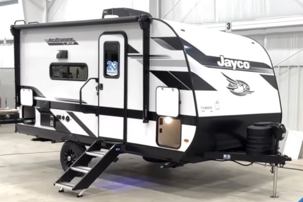 2026 Jayco Jay Feather Air 16RB—pretty nice!