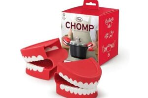 chomp oven mitts