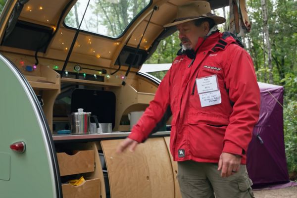Organize a teardrop or tiny trailer example
