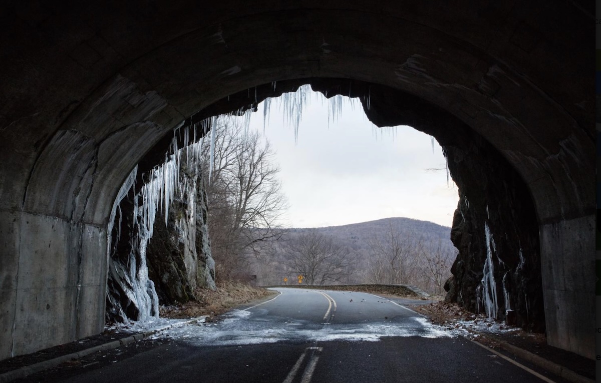 National park advises of danger from icicles