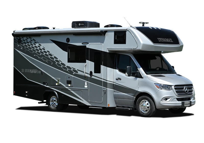 2026 Dynamax Isata 3 24FW— A compact Class C that doesn’t skimp on amenities