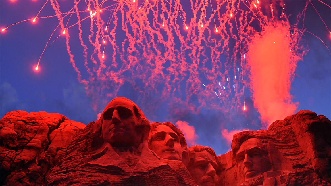 Mount Rushmore fireworks return for America’s 250th birthday—but tickets come with a catch