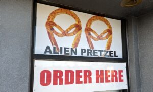 Alien pretzels