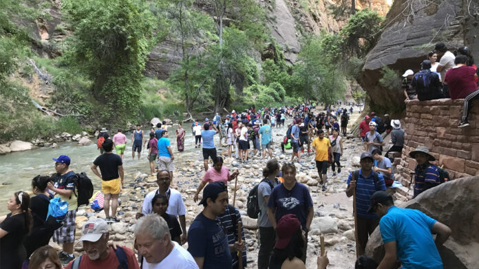 national park crowds RVers