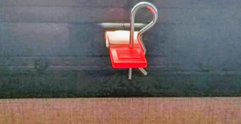 emergency window tip image: facebook with no attribution provided