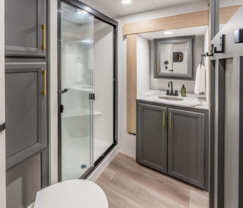 Ridgeway 32ML fifth wheel image: Ridgeway website