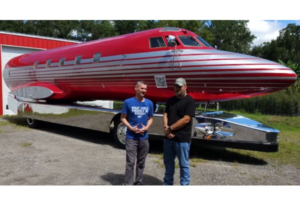 Elvis Presley’s jet—now a converted RV—travels to Graceland