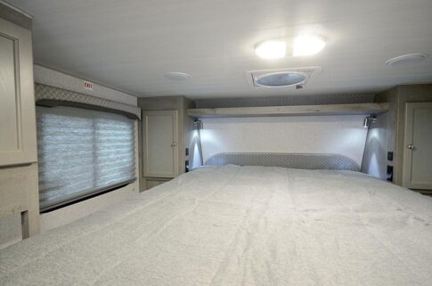 Wolf Creek 850 truck camper image: northwood manufacturing