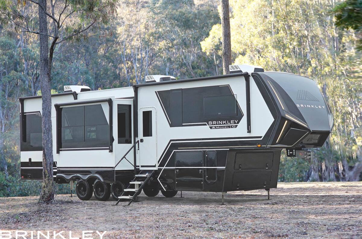 2026 Brinkley Model G 4150: Separate office, huge garage, lots o’ luxury