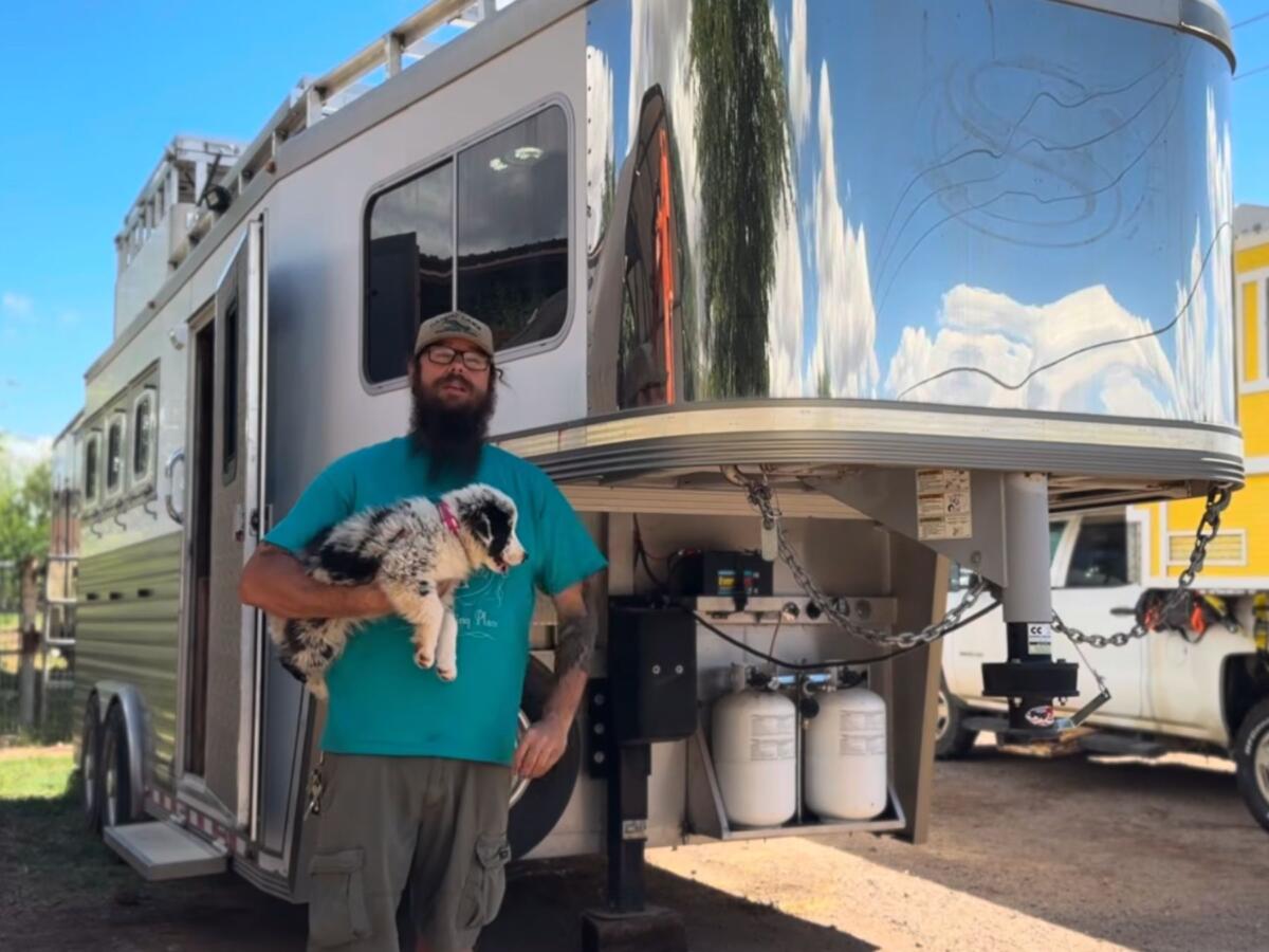 Horse trailer RV conversion: Incredible off-grid equine tiny home