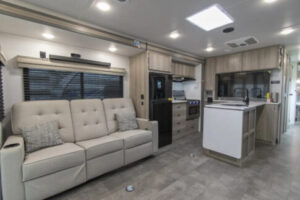 A Very Nice Living Space In The Salem Fsx 30vc View